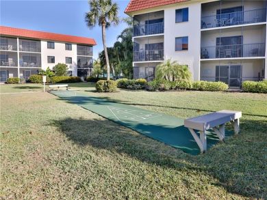 Two Bedroom, Two Bathroom Third Floor Sanibel Beach Condo